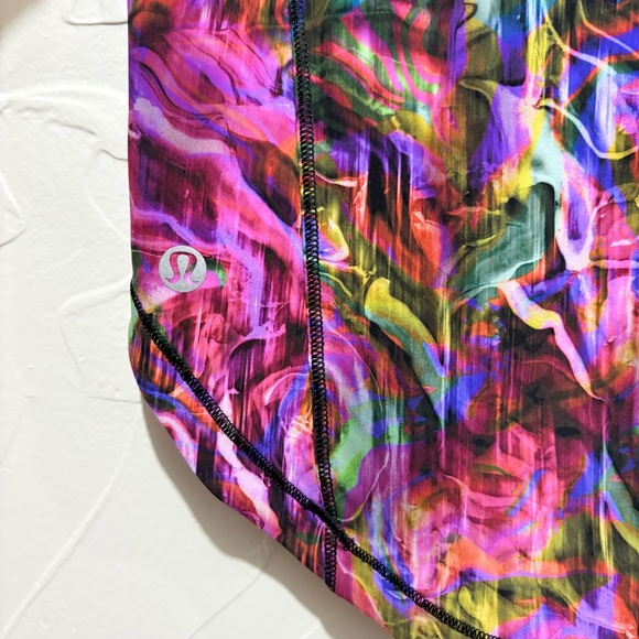 NWT Lululemon “Sculpt Tank” multi color abstract athletic tank top (size 2) - Picture 5 of 6